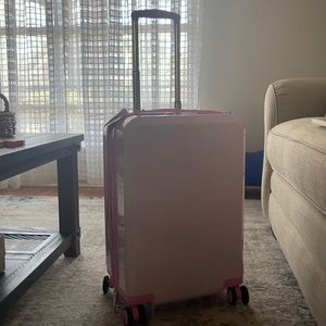 COPY - Stoney Clover Hardside carry on 21”